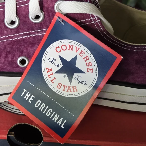 Converse Tie Dye Purple Low Top US Men's Size 11.5 Women's 13.5 EU 46 New in Box - Picture 11 of 12